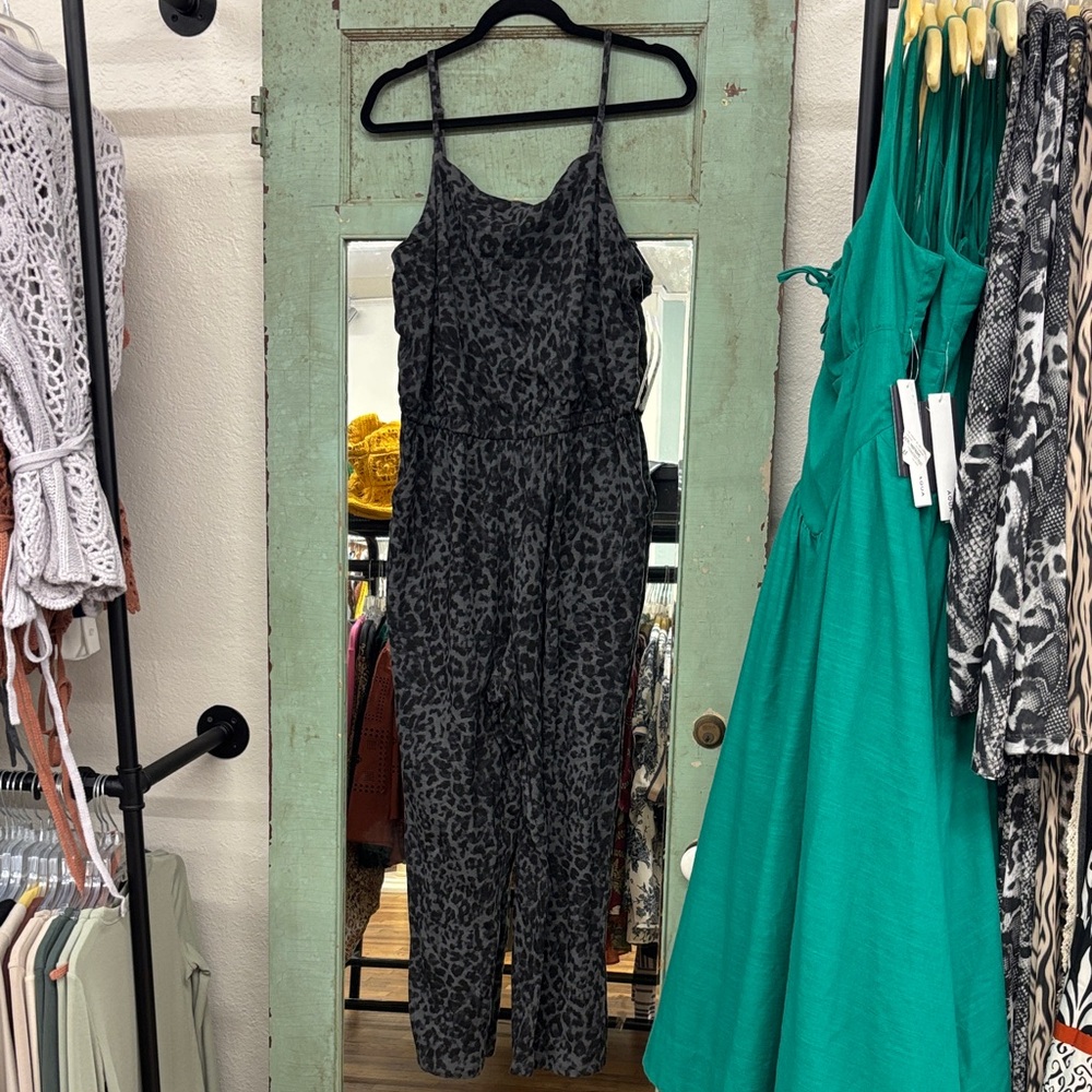 Aqua Black Leopard-Print Sleeveless Jumpsuit
